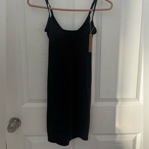 SOLD SKIMS fits everybody slip dress Size: XS
